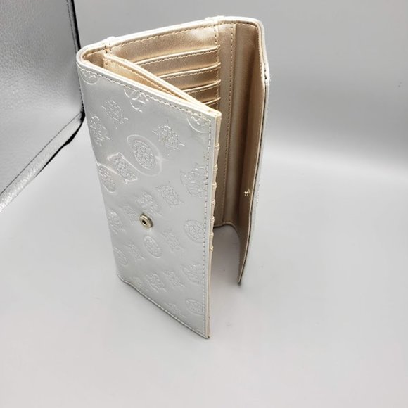 Guess Peony Dome Satchel and Wallet/Clutch in Silver - Picture 8 of 11